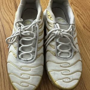 Nike White and Gold Sneakers